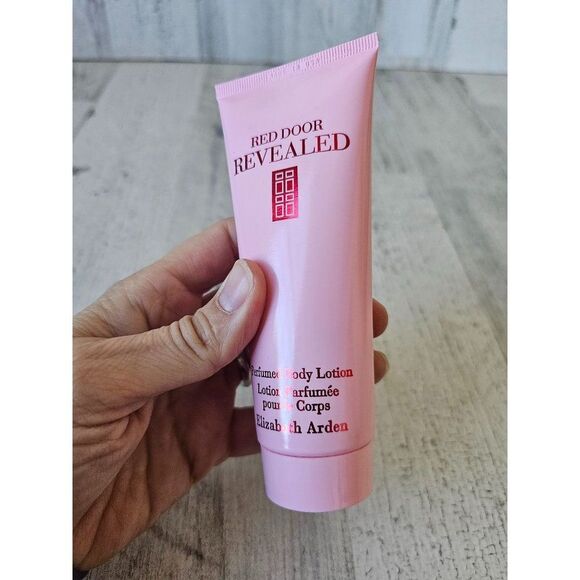Red door revealed body lotion Elizabeth Arden new vintage 3.3 oz 100 ml - Picture 3 of 6